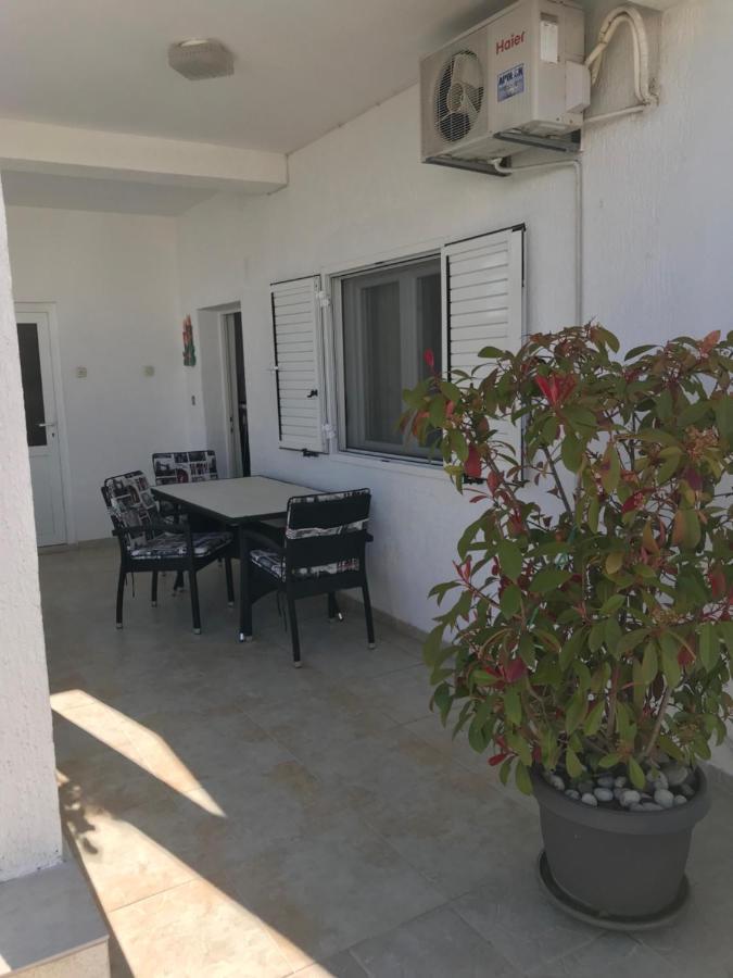 Tona Apartments Trogir Exterior photo