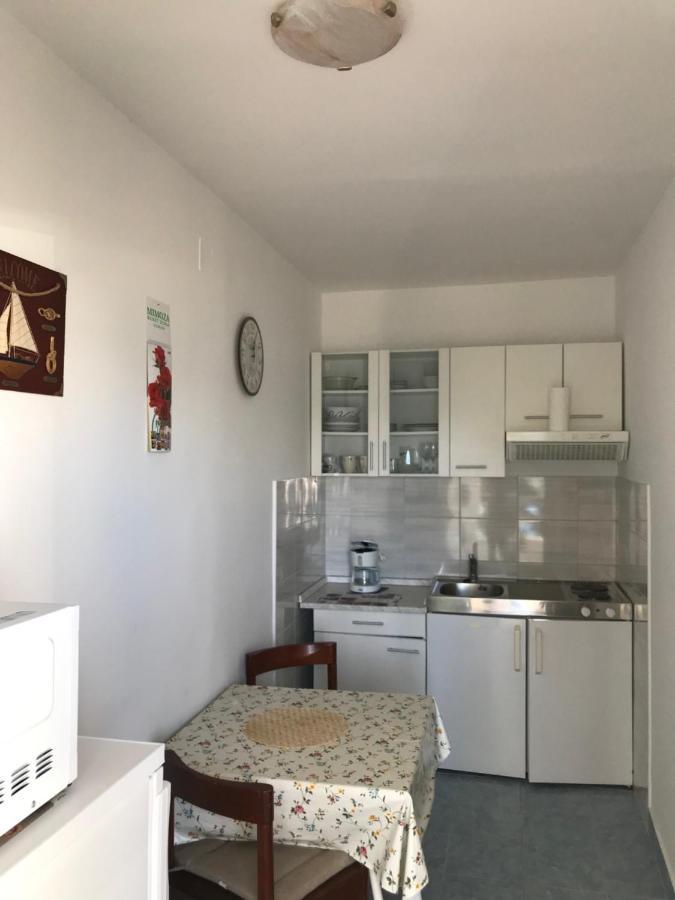 Tona Apartments Trogir Exterior photo